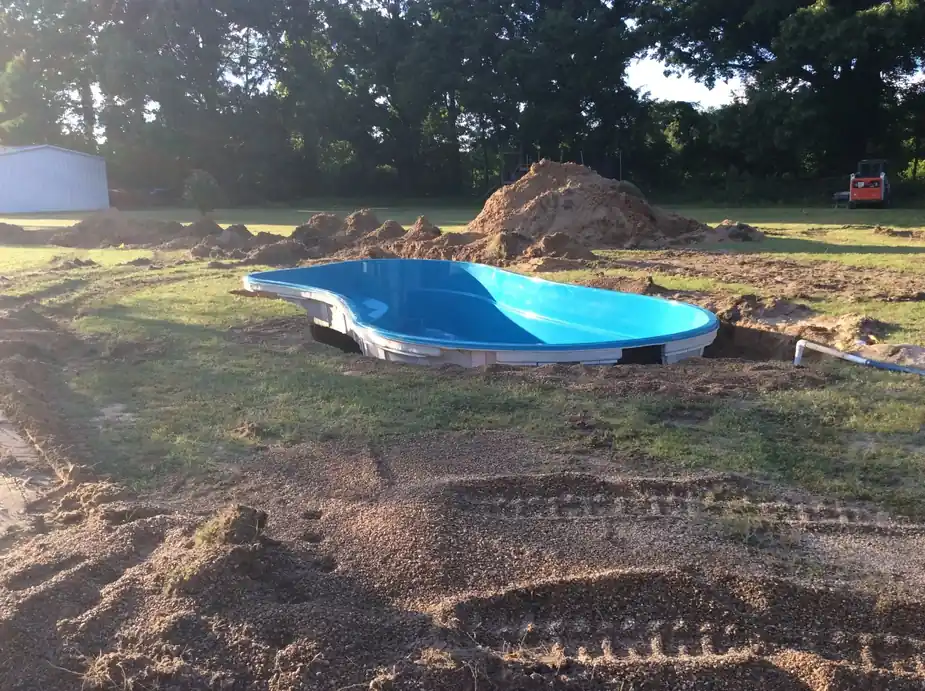 The shell set level in the excavation